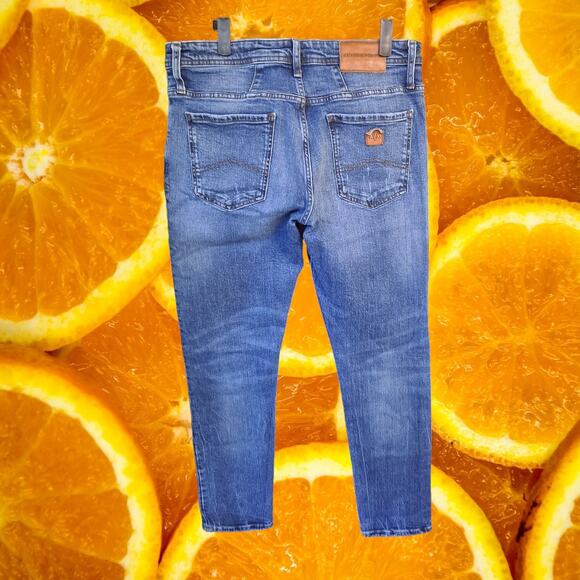 Armani Exchange Skinny Slightly Distressed Jeans Size 33 - Picture 8 of 8